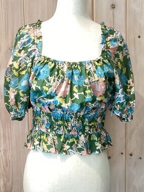 Birds of Paradis by Travota Smocked Crop Top